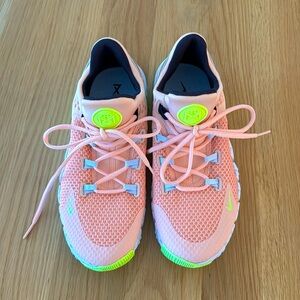 Women’s Nike Free Macon 5 Training Shoes!